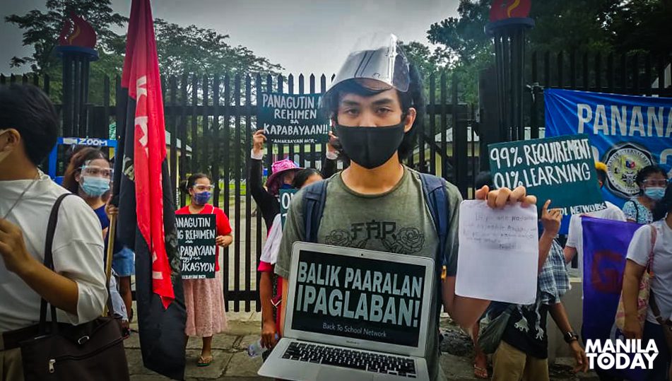 Back to School Network blames the government’s poor pandemic response as the cause of the current crisis in education.