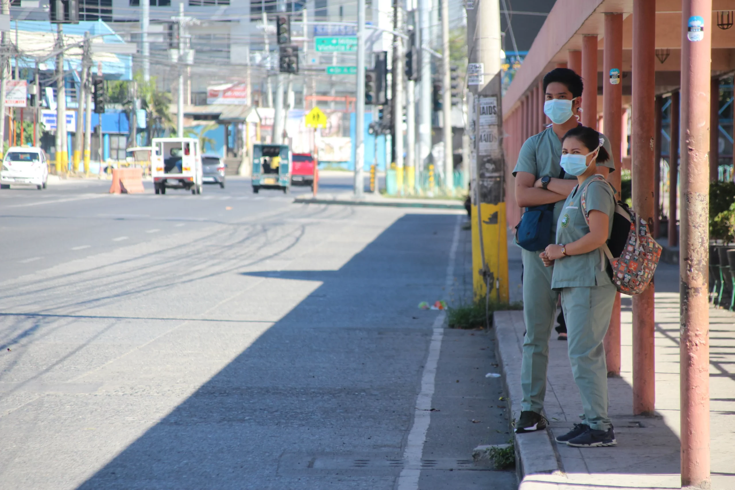 Both the city of government of Davao and Southern Philippine Medical Center (SPMC) are experiencing difficulties to hire more personnel to address the surge of COVID-19 cases in Davao Region.