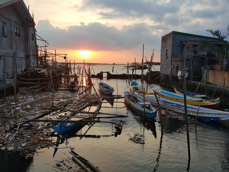 Filipino fisherfolk have expressed their alarm over the 187 proposed reclamation projects in the country, saying that these will destroy productive marine and aquatic ecosystems in the country.