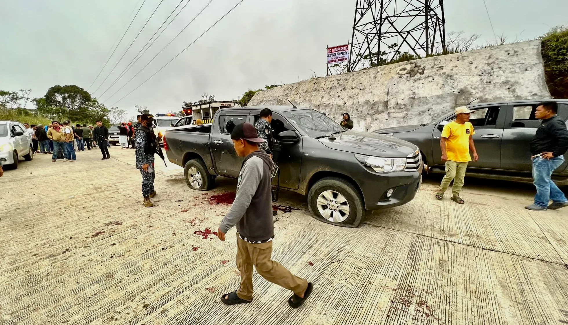 The brother of Lanao del Sur Governor Mamintal ‘Bombit’ Adiong Jr. brushes off claims that ‘rido’ (clan war) was the motive for the attempt on the governor’s life last February 17 at Barangay West Poblacion, Kalilangan town, Bukidnon.