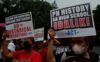 Ayon sa mga guro ng kasaysayan